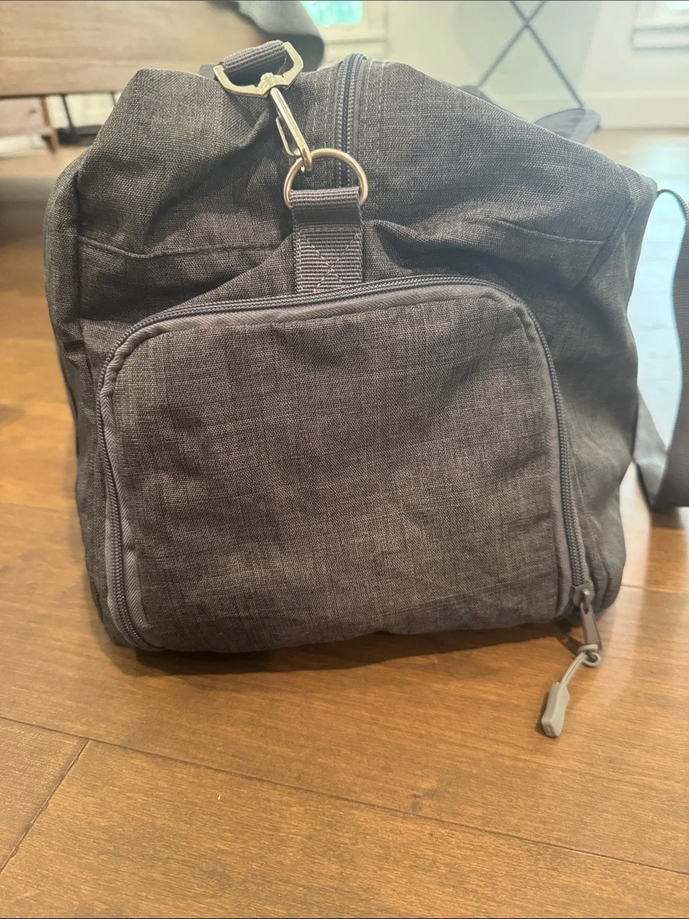 Gray Men’s Travel Gym Duffel Bag
